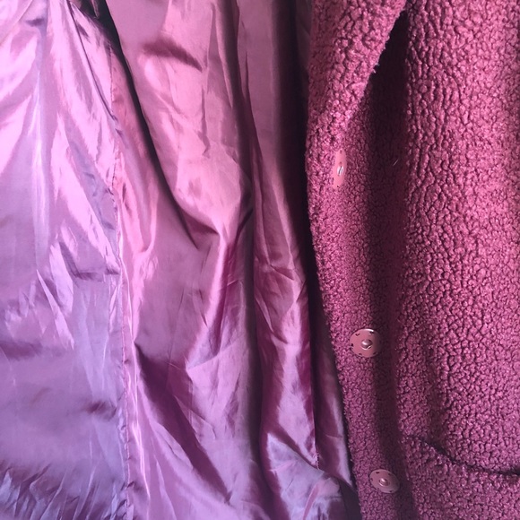 ❌❌SOLD❌❌ Wine color Teddy jacket - Picture 7 of 7